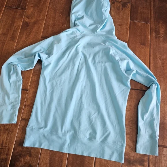 NWOT: North Face hooded pullover shirt size L - Picture 9 of 13